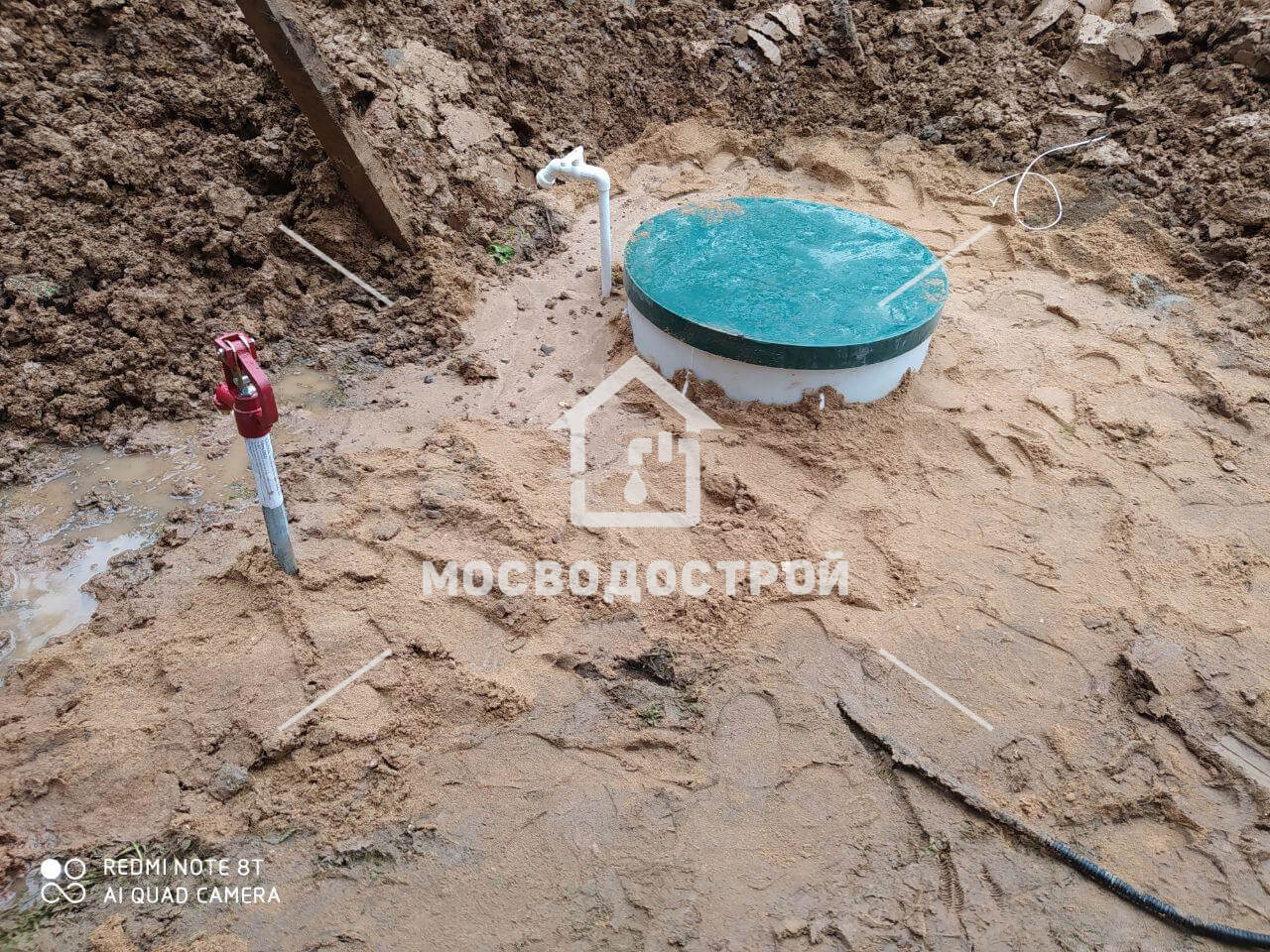 Скважина с кессоном в днп прудки